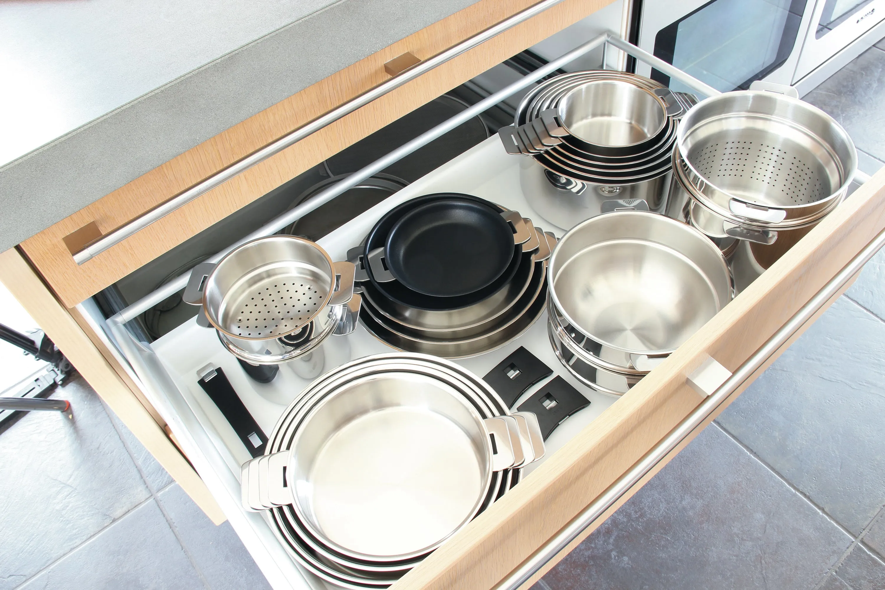 Cristel Mutine Detachable Handle Stainless Steel  3-Quart Saute-Pan With Domed Glass Lid